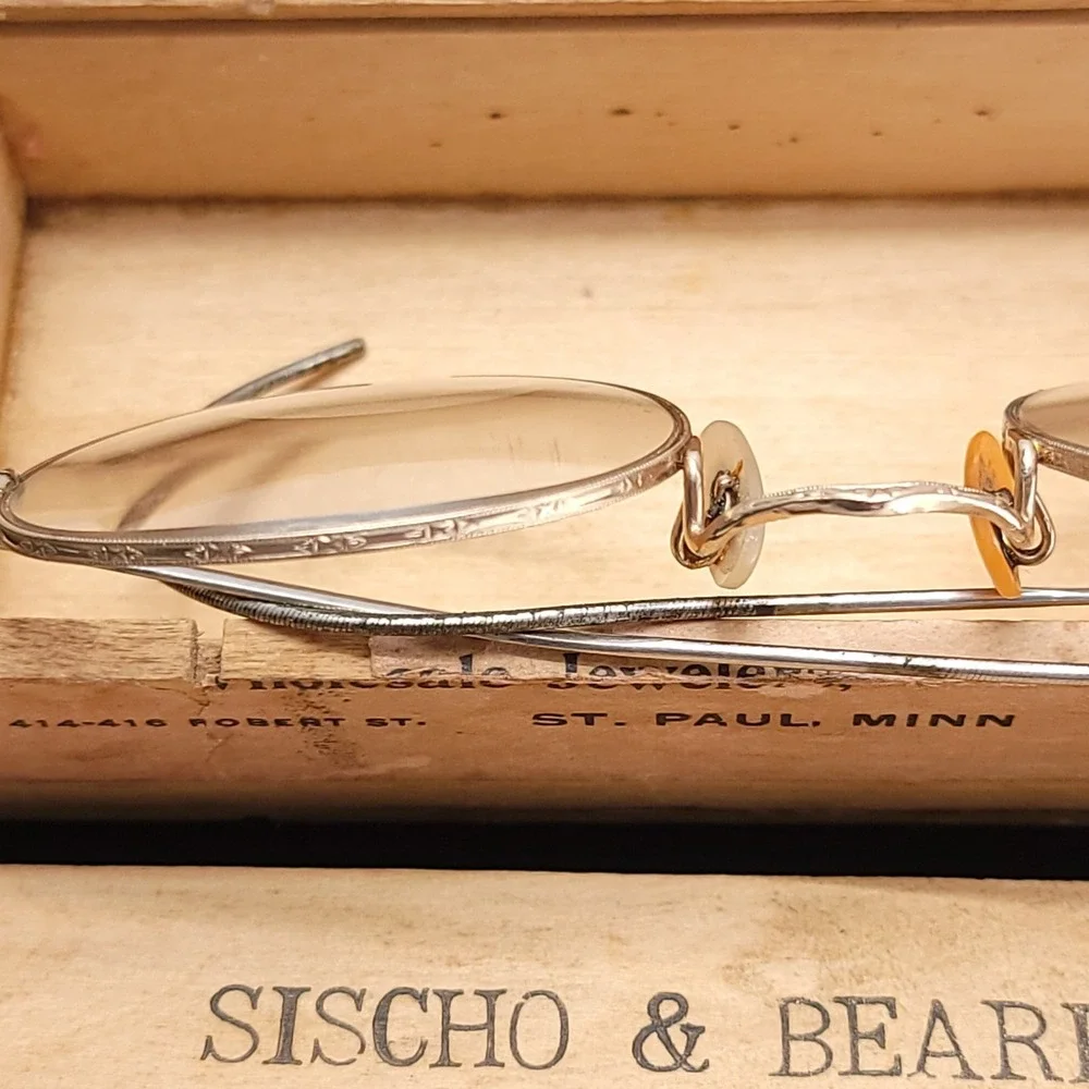 Antique Sischo & Beard Optician Eye Glasses 1/10 12k Gold‎ Wooden Box